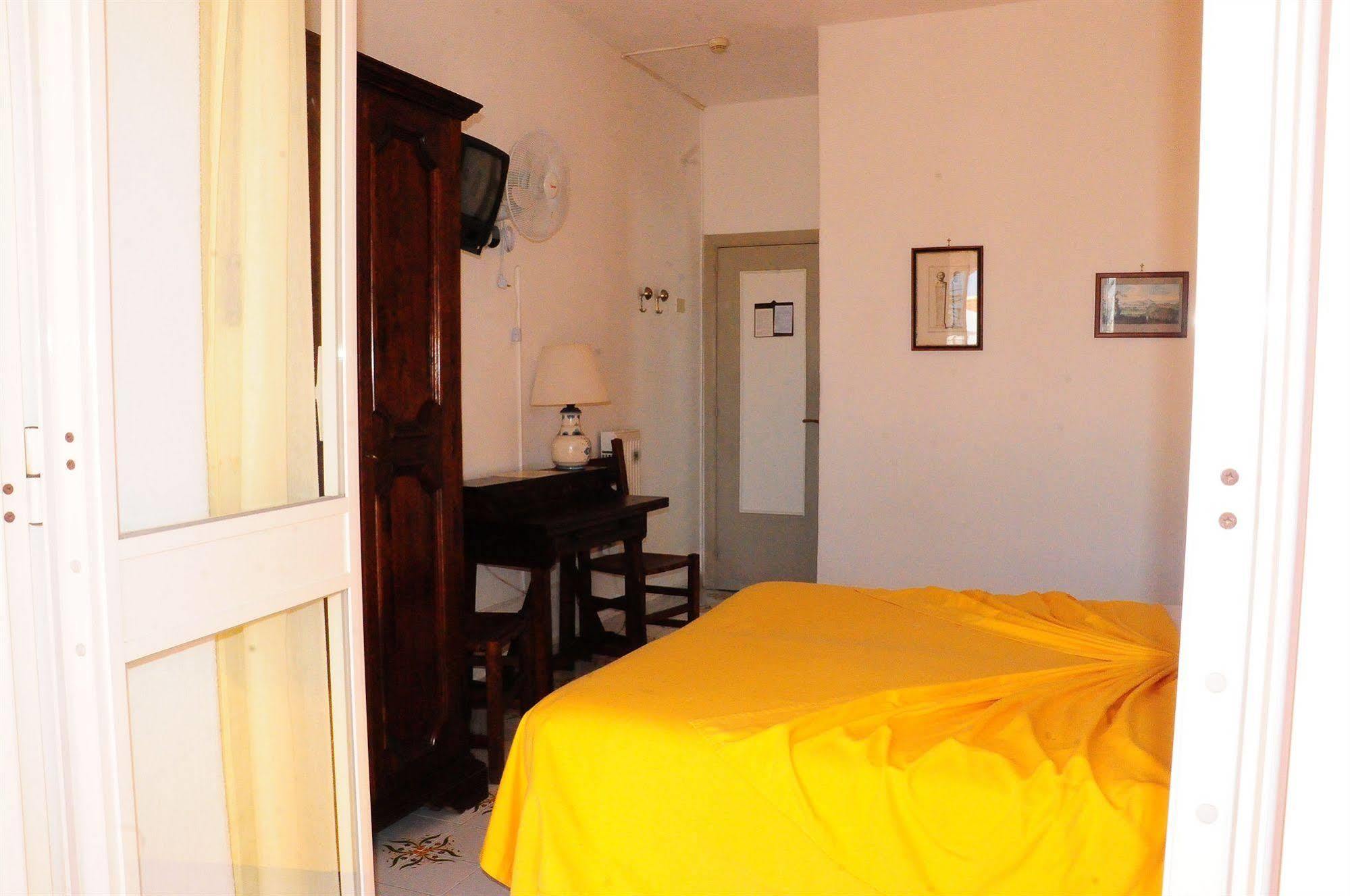 Hotel Belsole Forio di Ischia Екстериор снимка