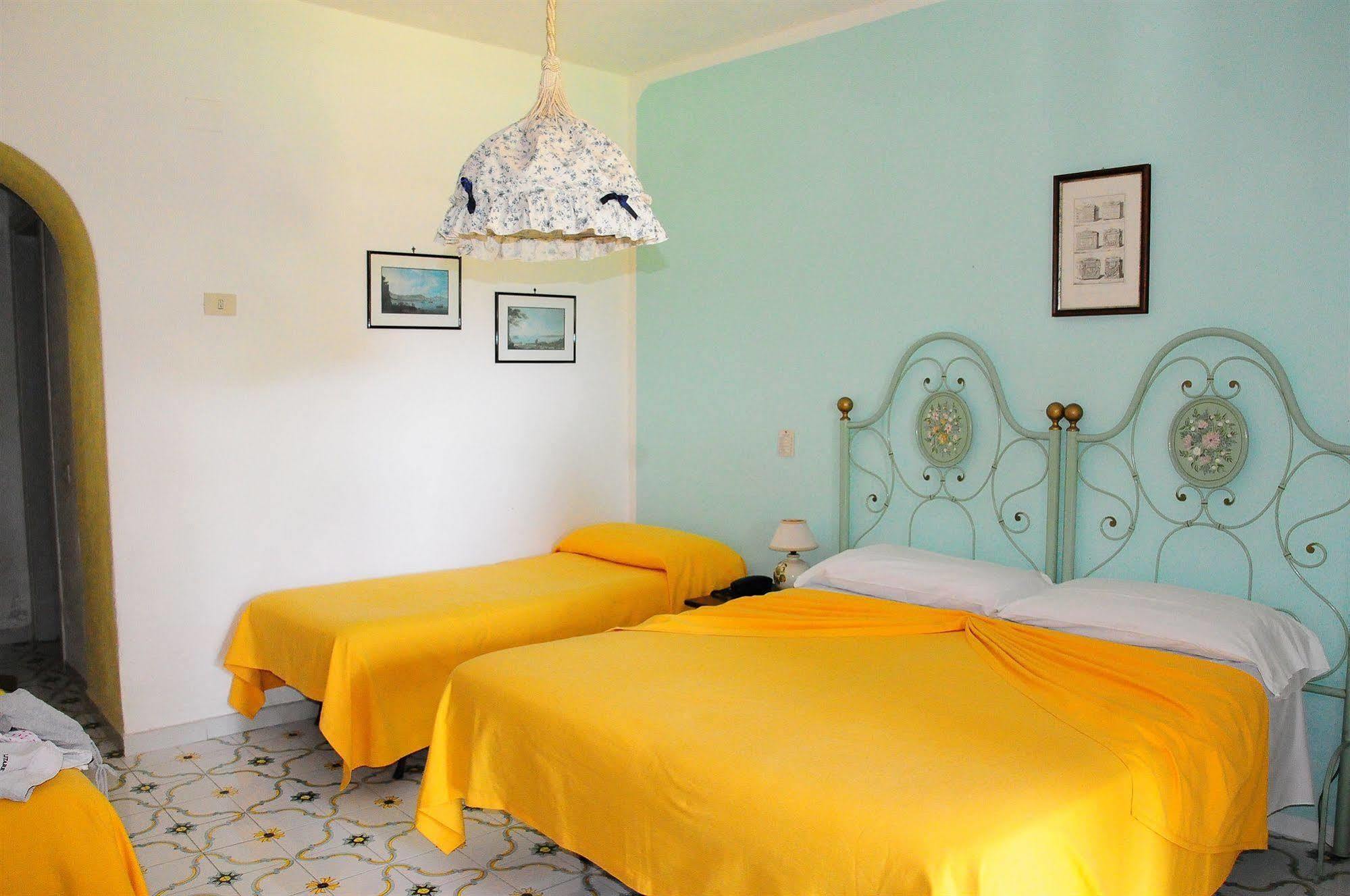 Hotel Belsole Forio di Ischia Екстериор снимка