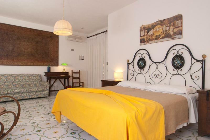 Hotel Belsole Forio di Ischia Екстериор снимка